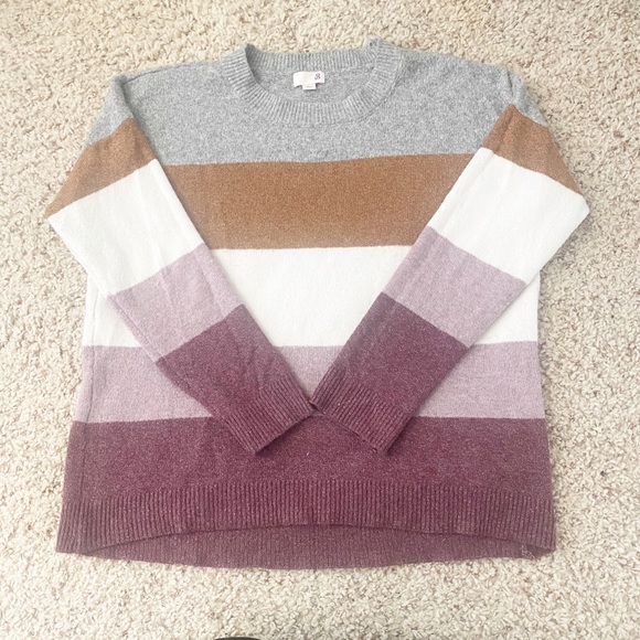 Pullover Sweater - Picture 2 of 2